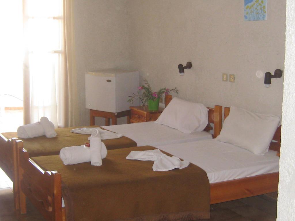 Gioma Hotel Agia Galini Стая снимка