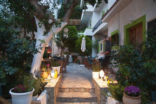 Gioma Hotel Agia Galini Екстериор снимка